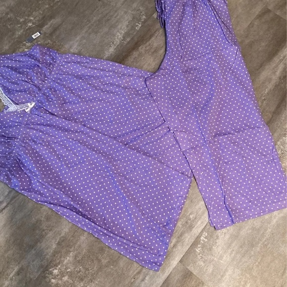 🌷 sexy two-piece PJs🌷 - Picture 7 of 10